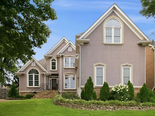 512 Crofton Park Ln , Franklin, TN 37069