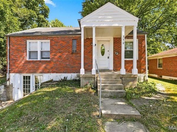 350 N New Florissant Road , St Louis, MO 63031