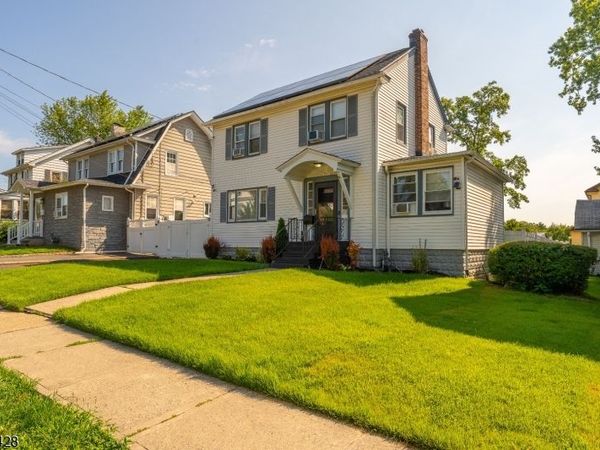 331 Thompson Avenue, Roselle, NJ 07203