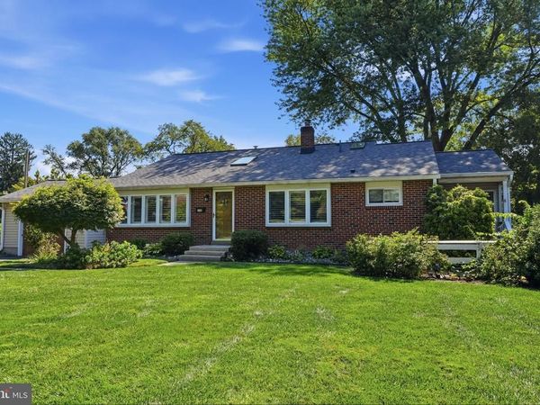 350 SUMMIT AVENUE, LANGHORNE, PA 19047