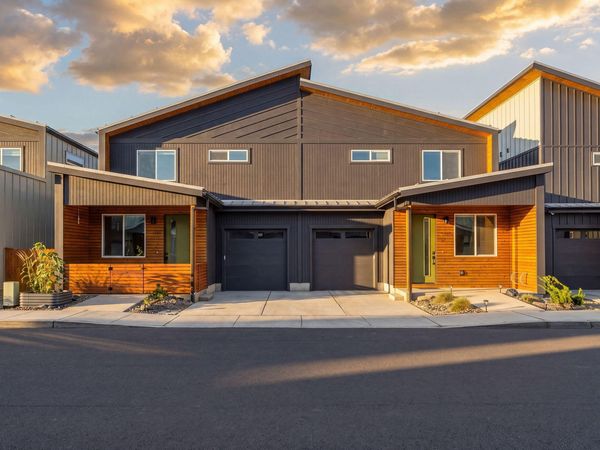 61647 Daly Estates Drive, Unit 14, Bend, OR 97702