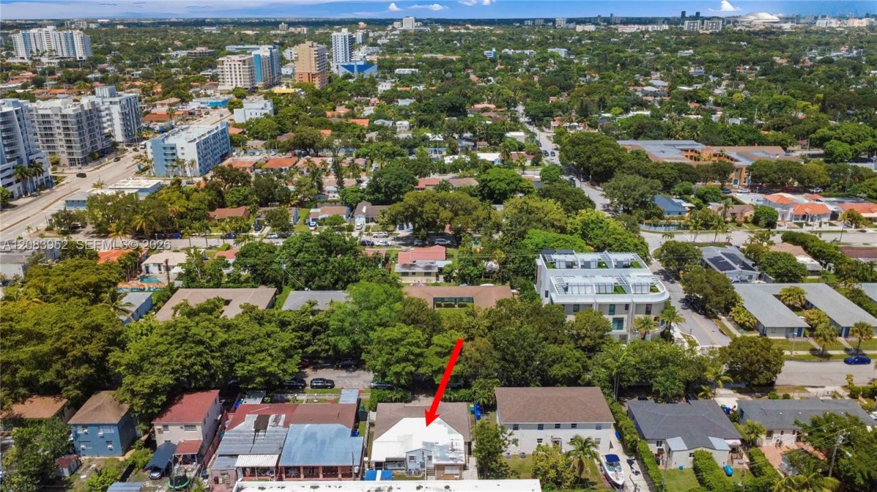 2530 SW 27th St , Miami, FL 33133 Photo