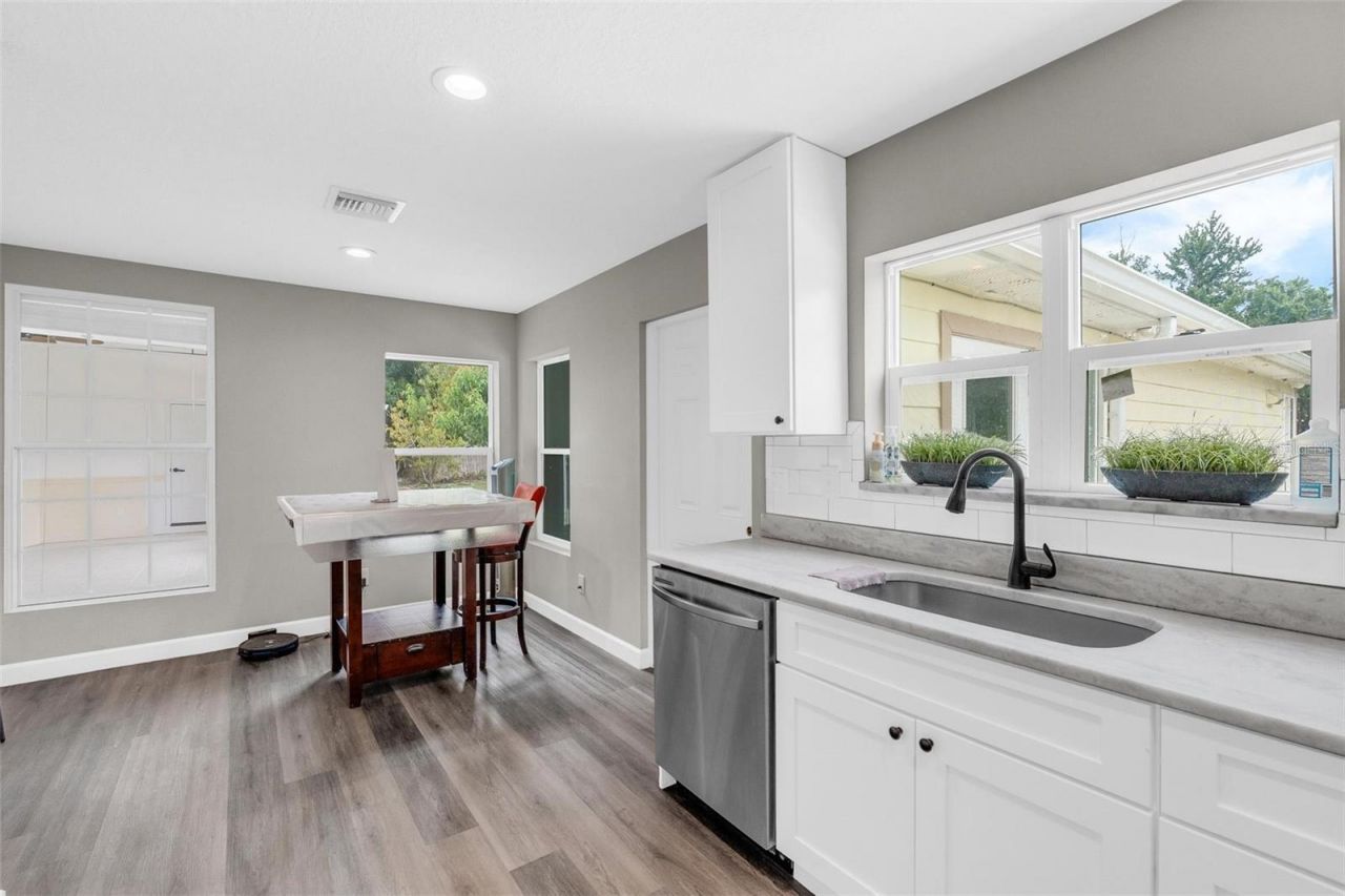 507 Phyllis Circle, Eustis, FL 32726 Photo