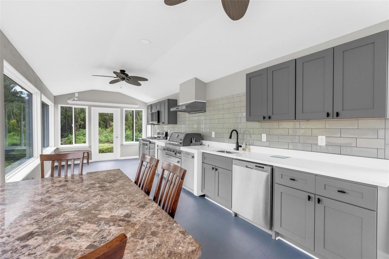 507 Phyllis Circle, Eustis, FL 32726 Photo