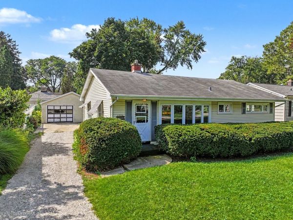 1006 Arbor Avenue , Wheaton, IL 60189
