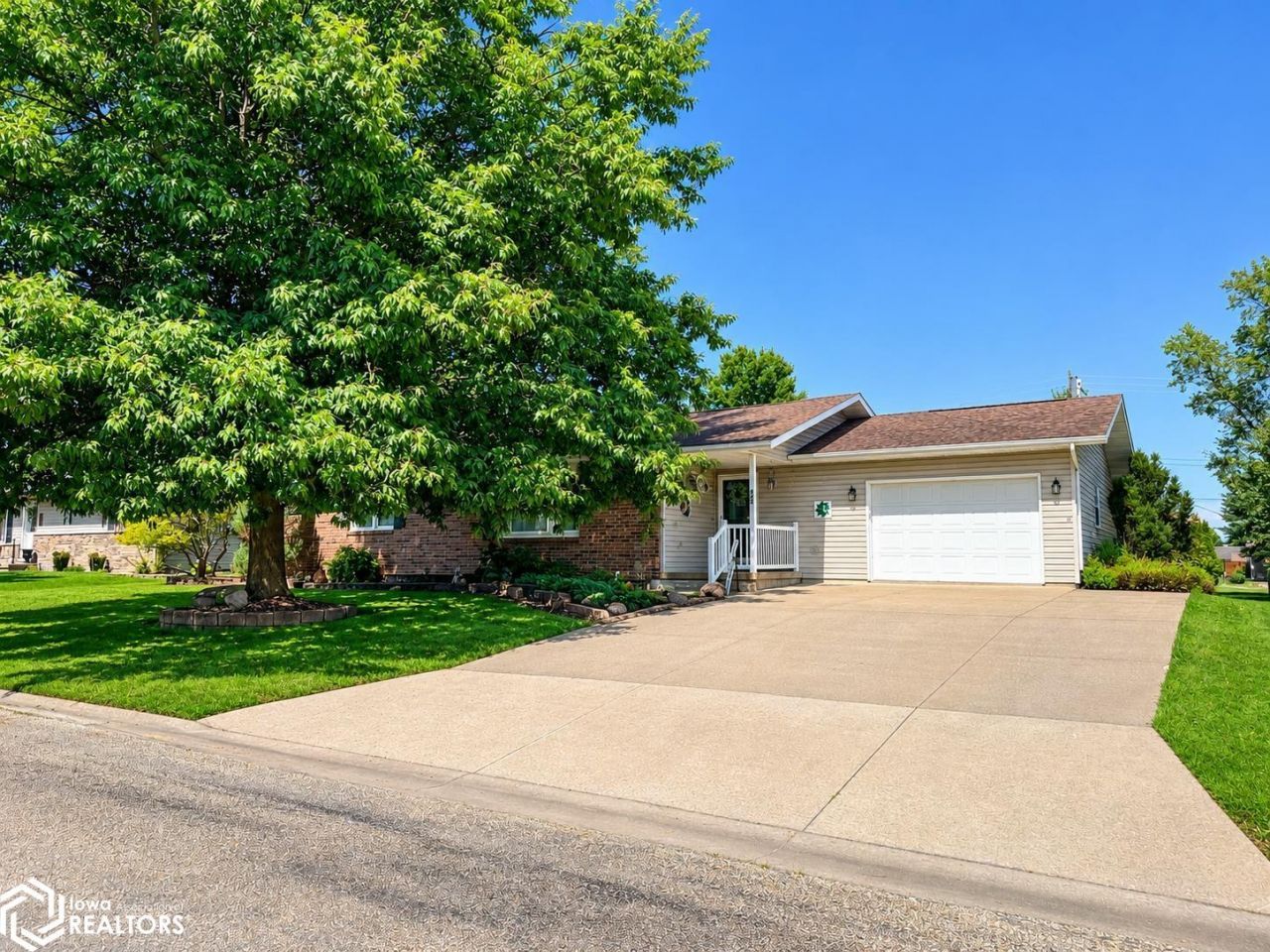 610 Iowa Joe Street, West Point, IA 52656 Main Photo