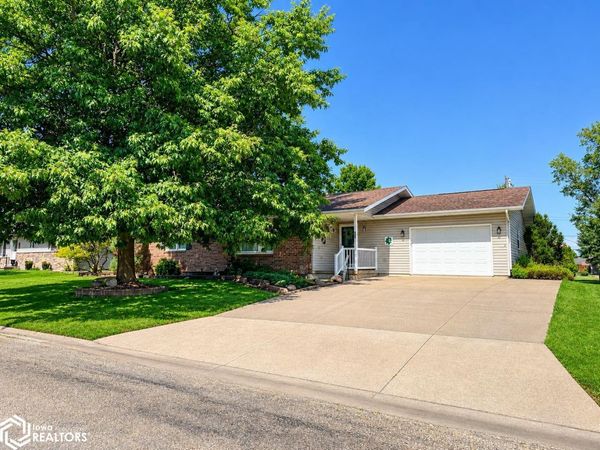 610 Iowa Joe Street, West Point, IA 52656