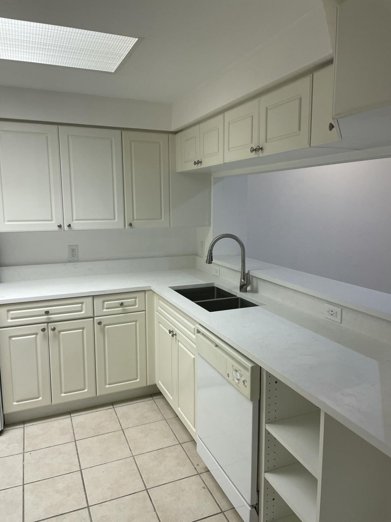 3023 Alcazar Place, Unit 106, Palm Beach Gardens, FL 33410 Photo