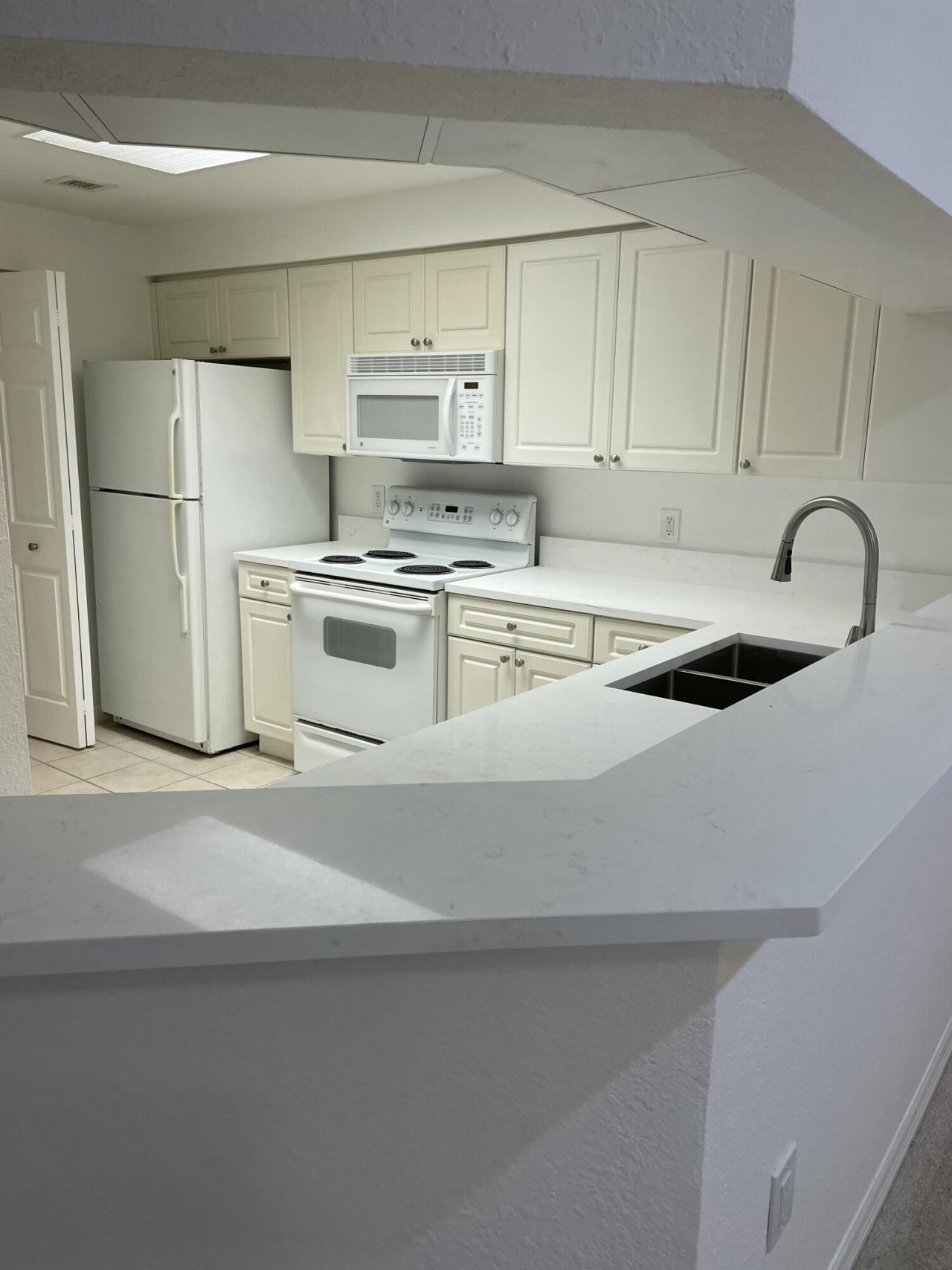 3023 Alcazar Place, Unit 106, Palm Beach Gardens, FL 33410 Photo