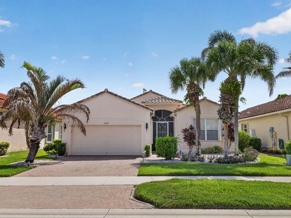 309 NW Toscane Trail, Port St. Lucie, FL 34986
