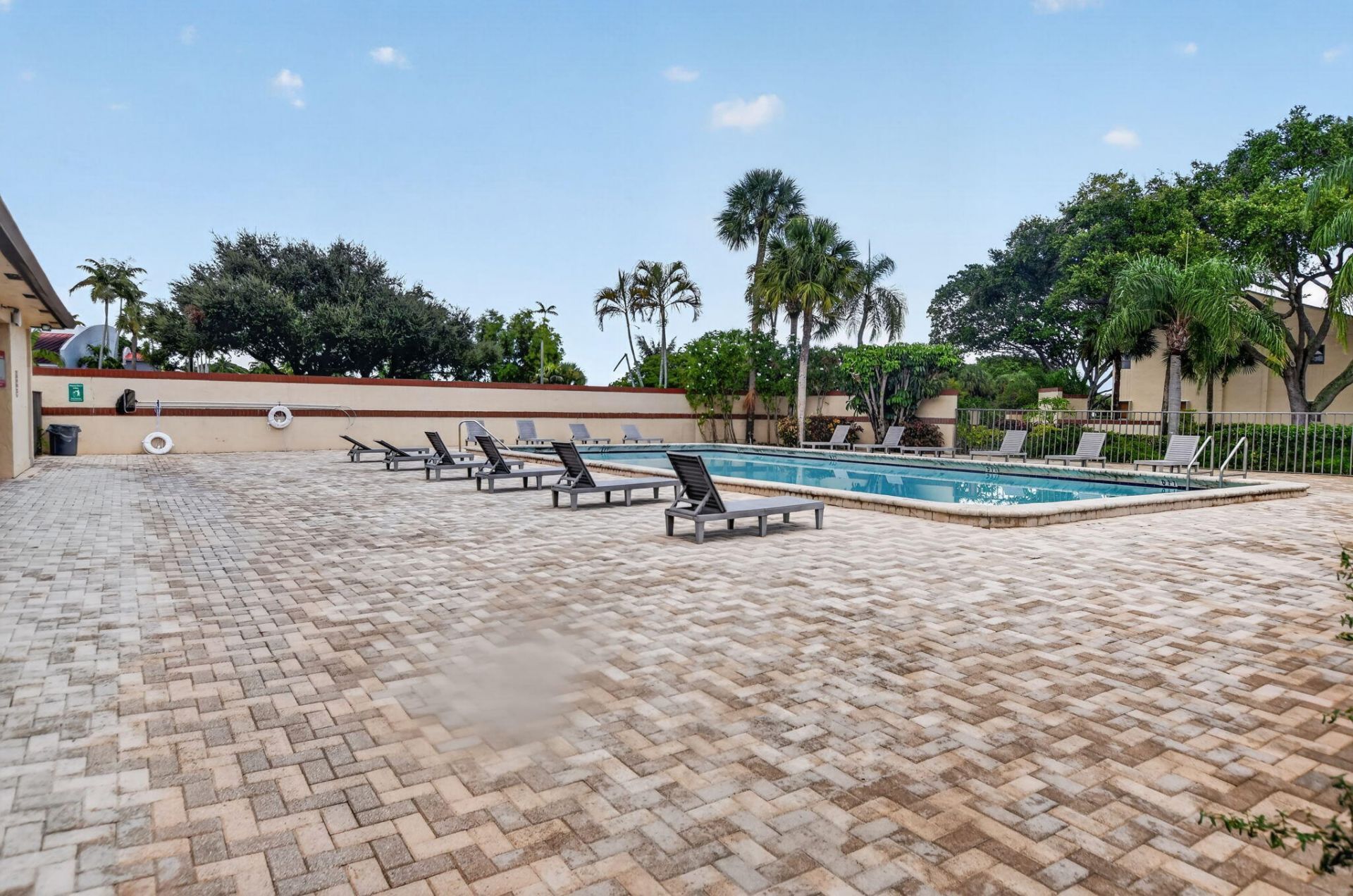 21950 Soundview Terrace, Unit 107, Boca Raton, FL 33433 Photo