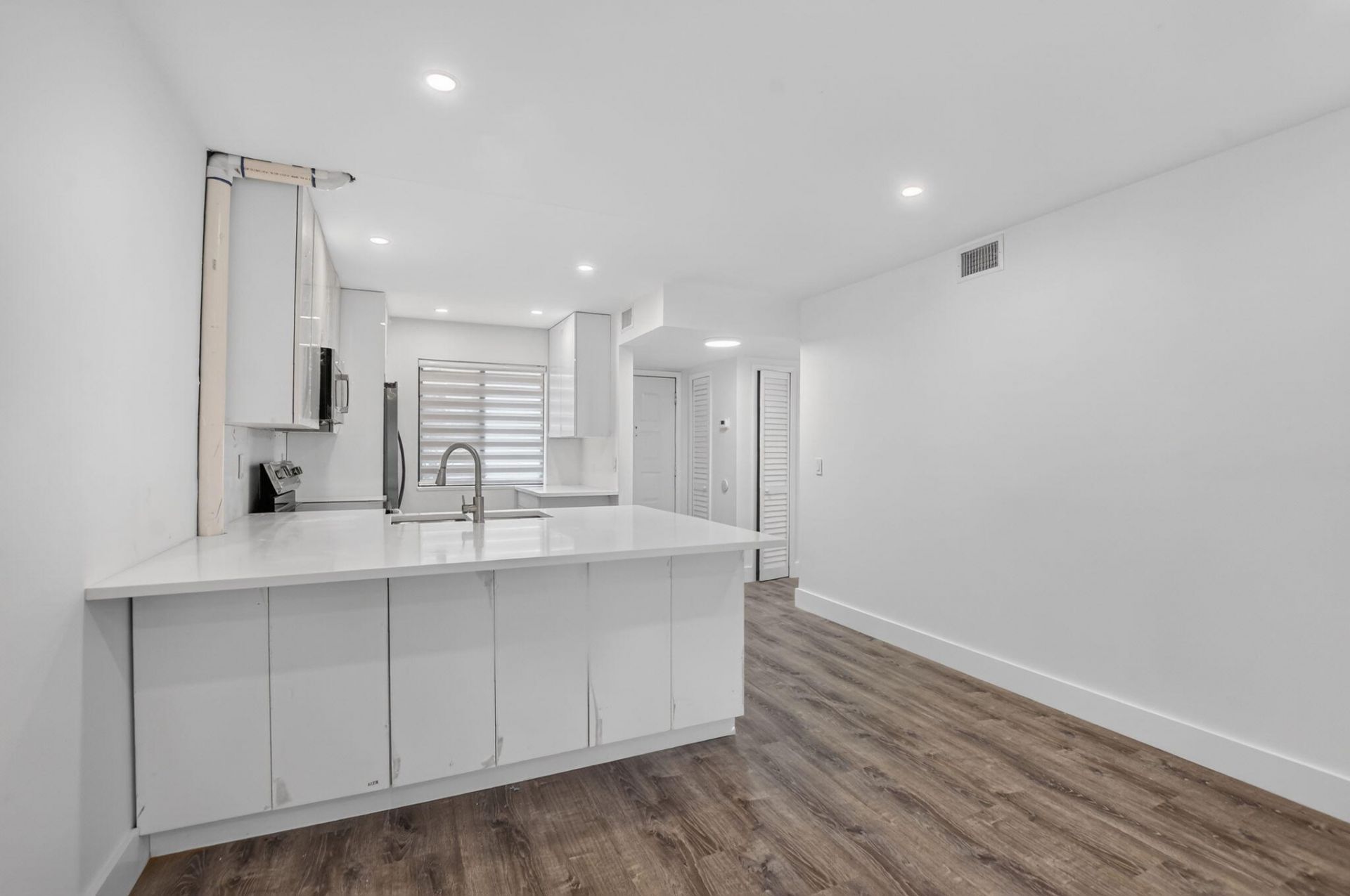 21950 Soundview Terrace, Unit 107, Boca Raton, FL 33433 Photo