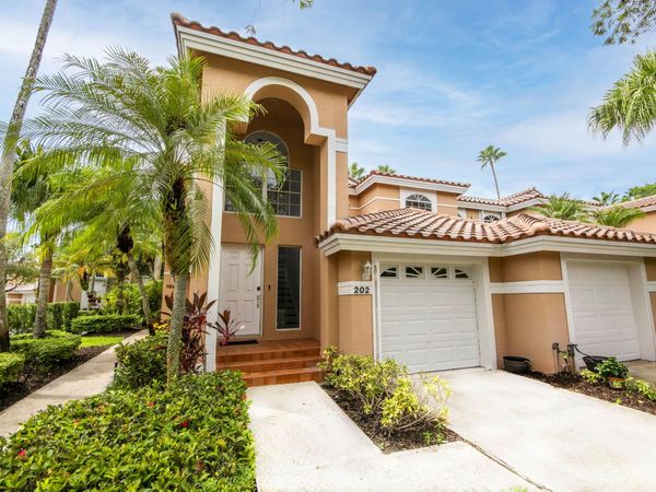 202 Legendary Circle, Palm Beach Gardens, FL 33418