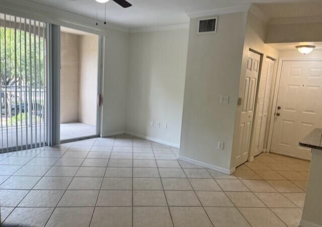 6410 Emerald Dunes Drive, Unit 204, West Palm Beach, FL 33411 Photo