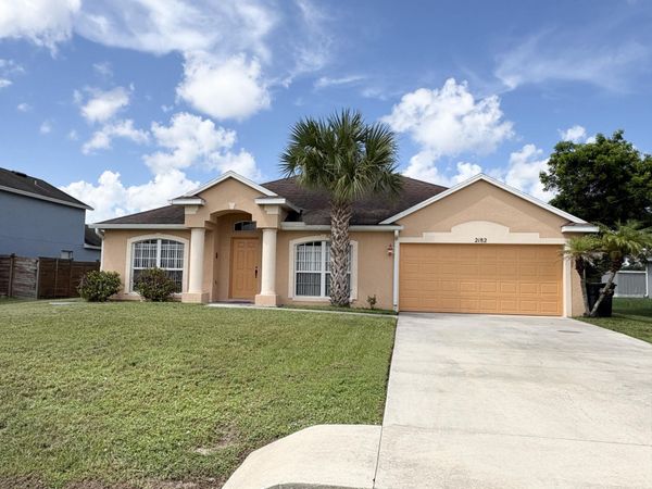 2182 SW IDAHO Lane, Port St. Lucie, FL 34953