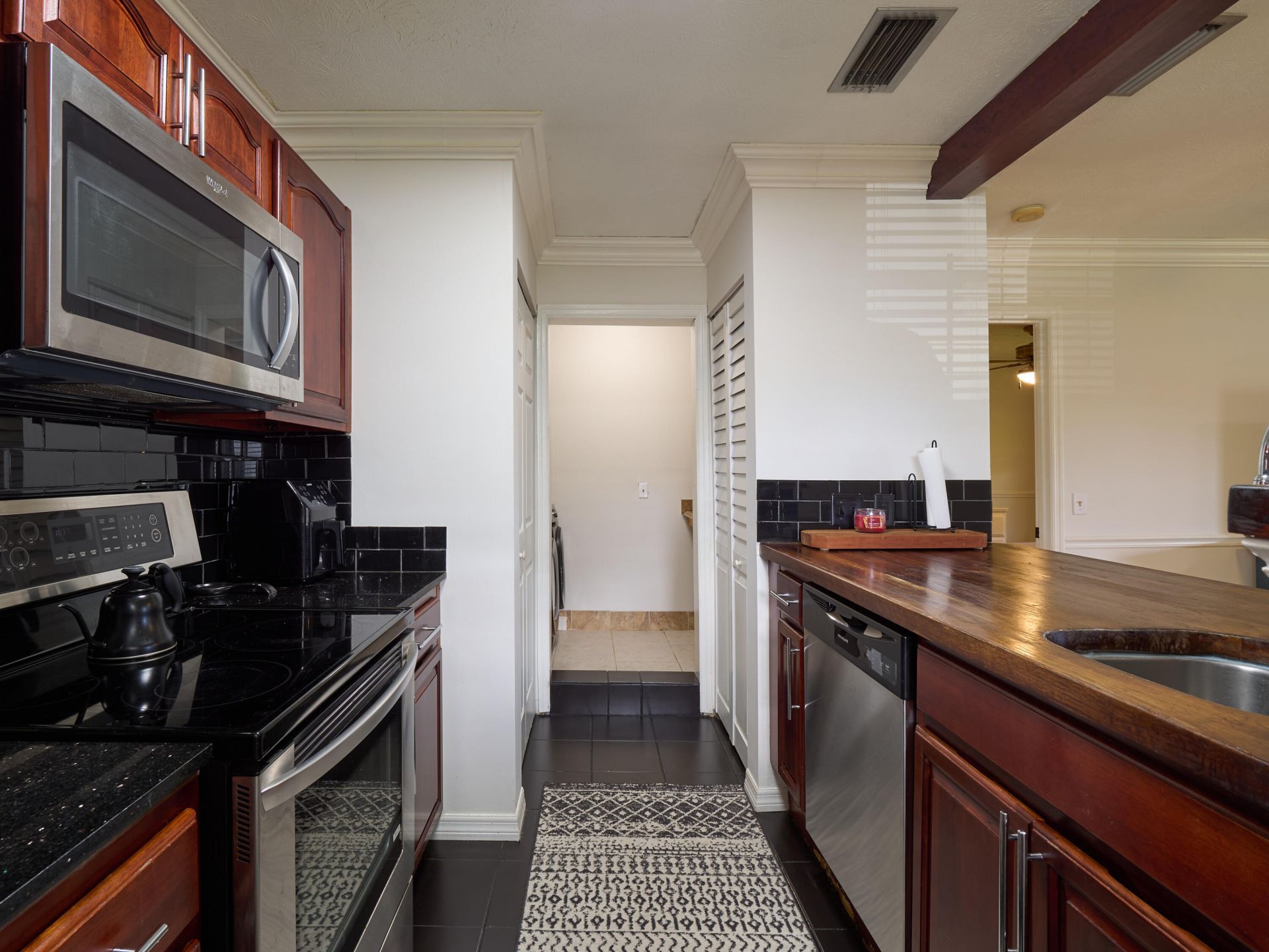 6535 SE Federal Highway, Unit 204, Stuart, FL 34994 Photo