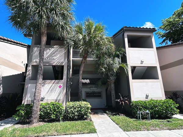 9891 NOB HILL Lane, Unit 9891, Sunrise, FL 33351