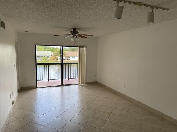 9938 Nob Hill Lane, Unit 9938, Sunrise, FL 33351