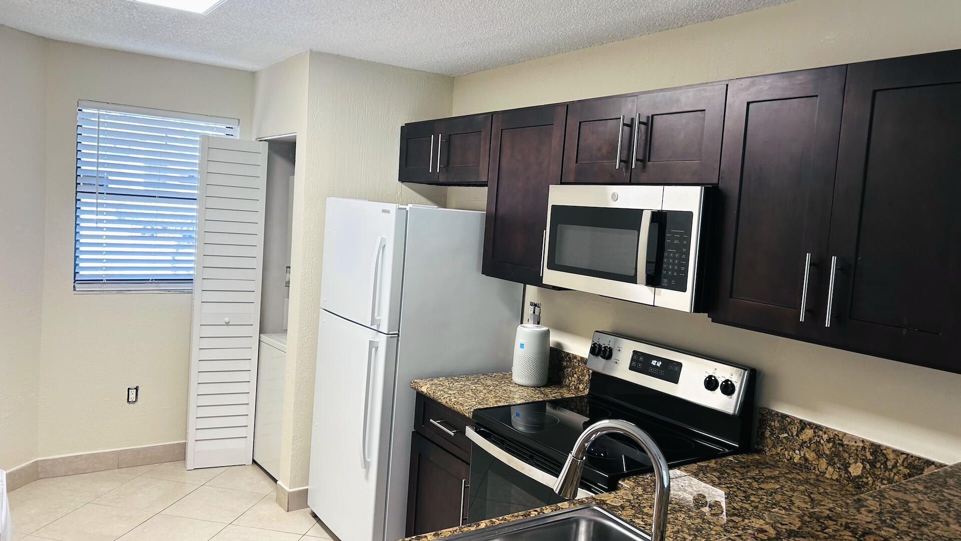 9938 Nob Hill Lane, Unit 9938, Sunrise, FL 33351 Photo