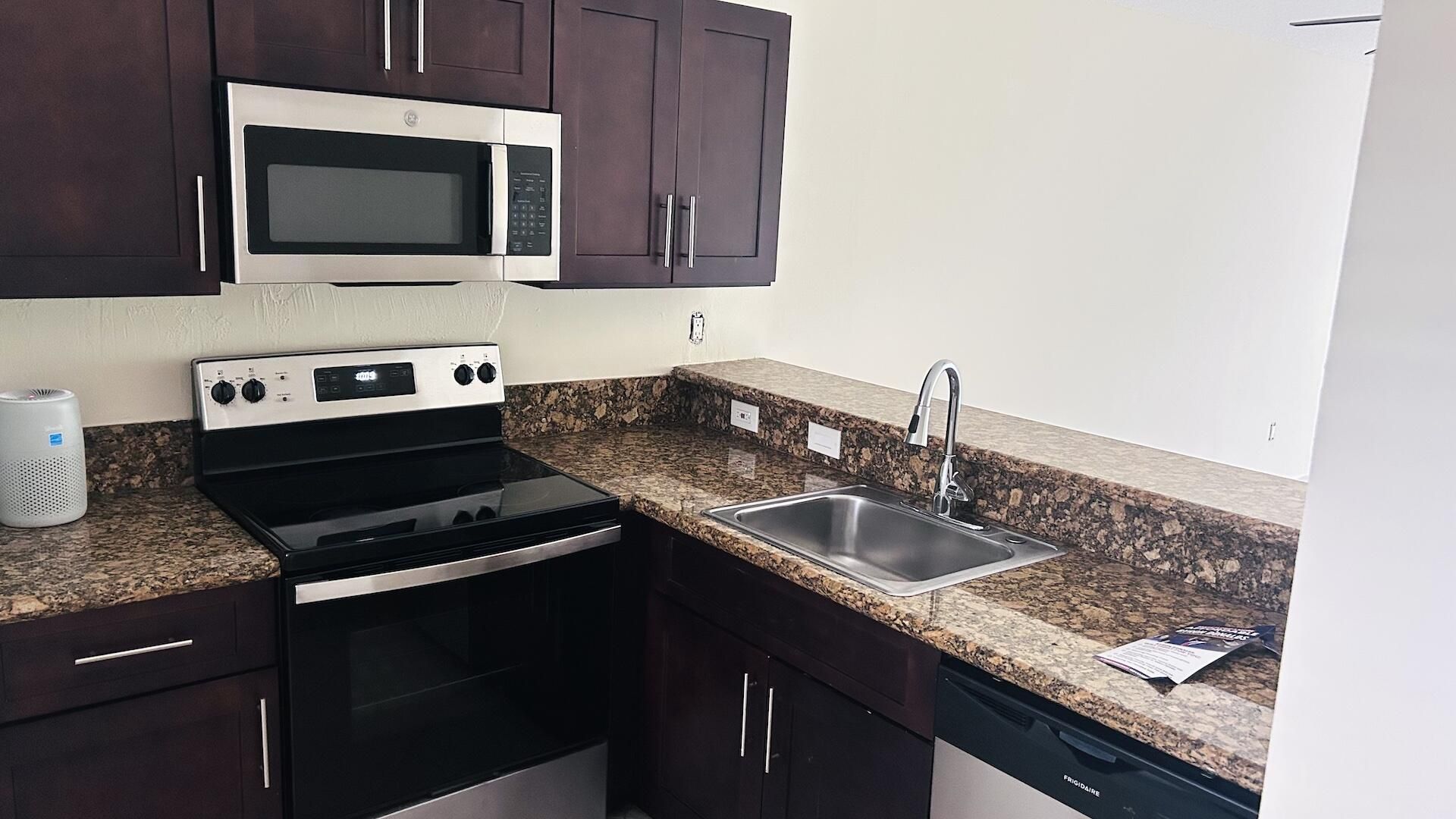 9938 Nob Hill Lane, Unit 9938, Sunrise, FL 33351 Photo