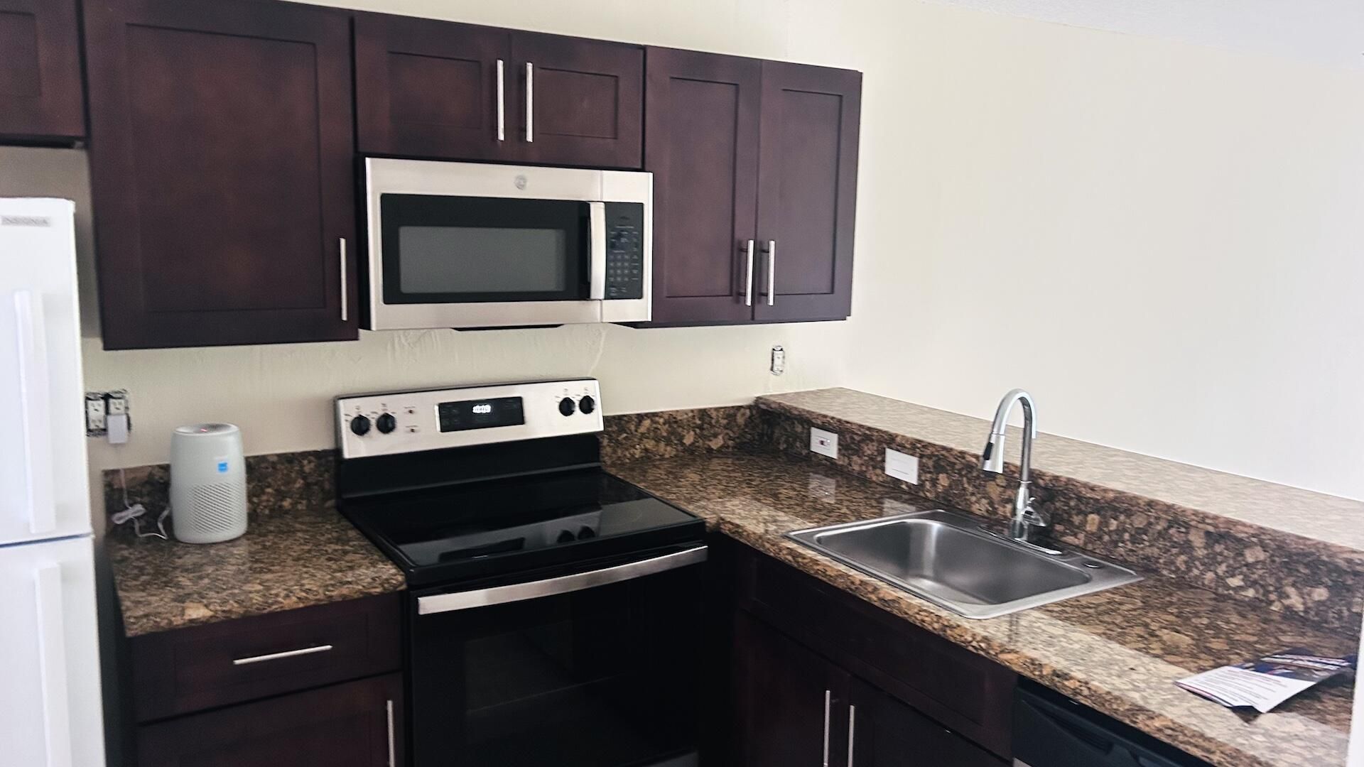 9938 Nob Hill Lane, Unit 9938, Sunrise, FL 33351 Photo