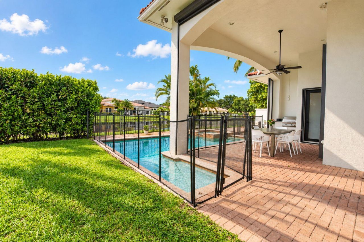 17944 Villa Club Way, Boca Raton, FL 33496 Photo