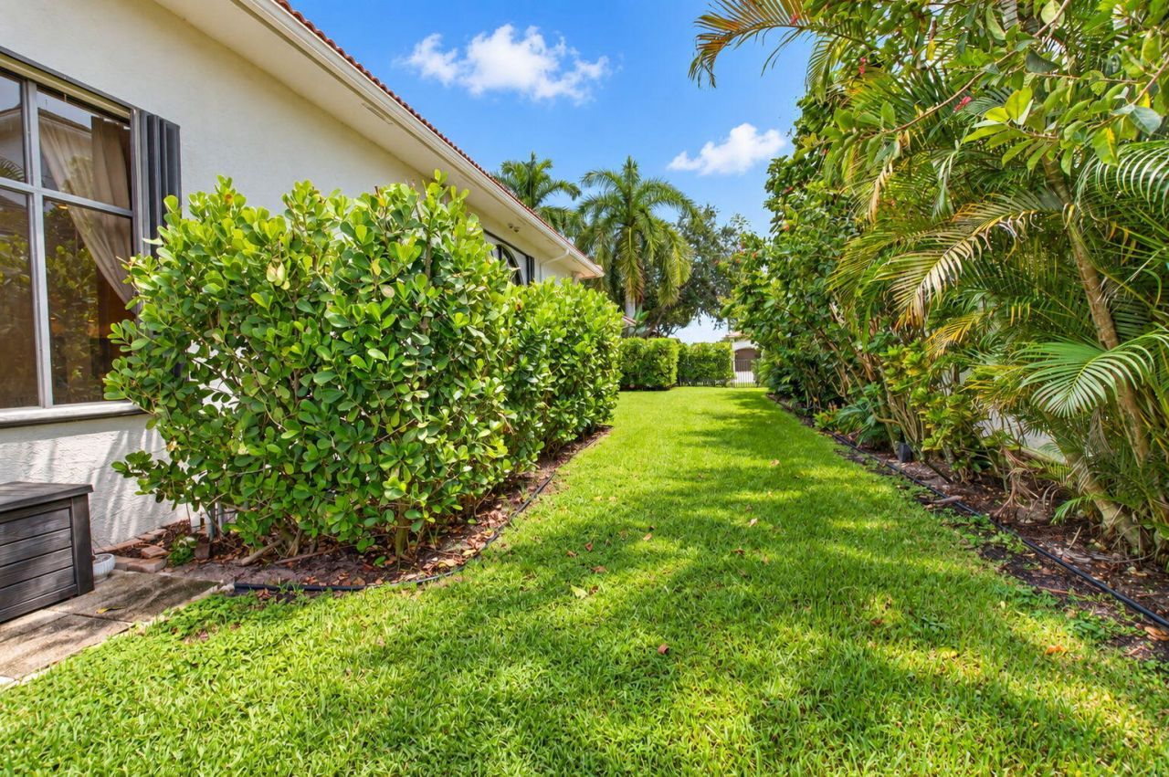 17944 Villa Club Way, Boca Raton, FL 33496 Photo