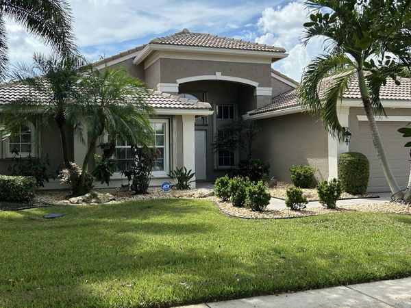 13207 Vedra Lake Circle, Delray Beach, FL 33446