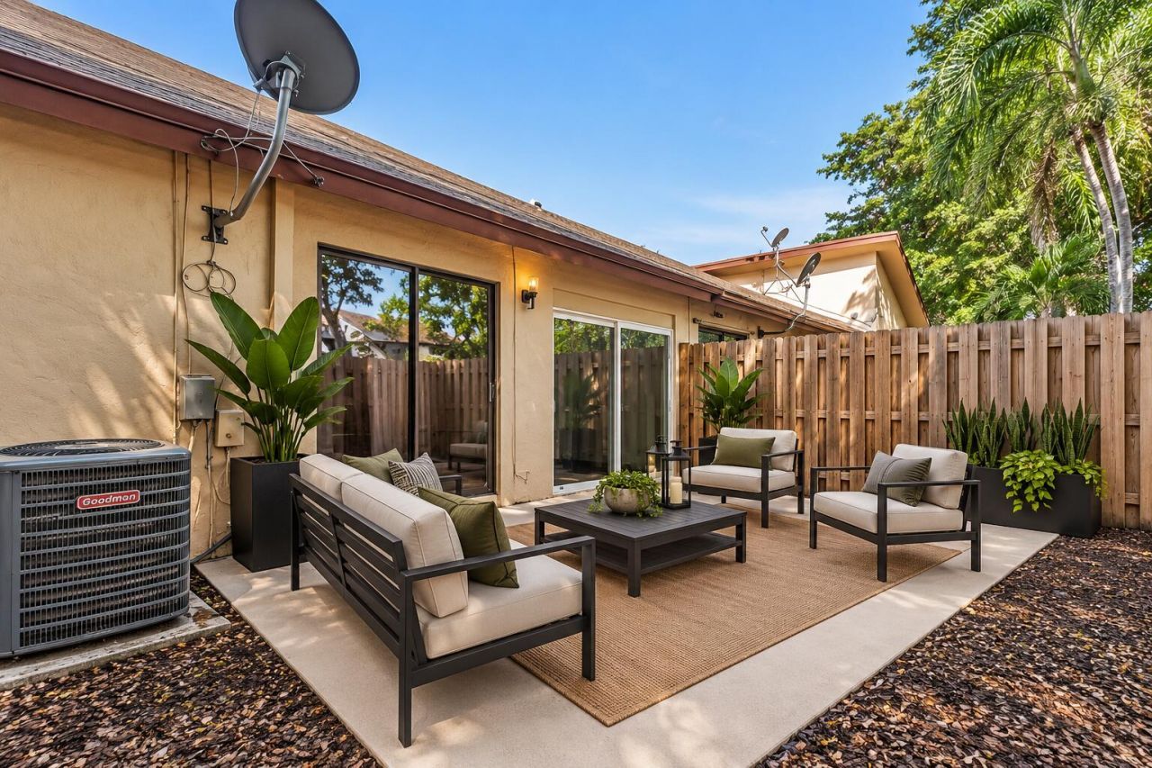 11137 NW 38th Place, Sunrise, FL 33351 Photo