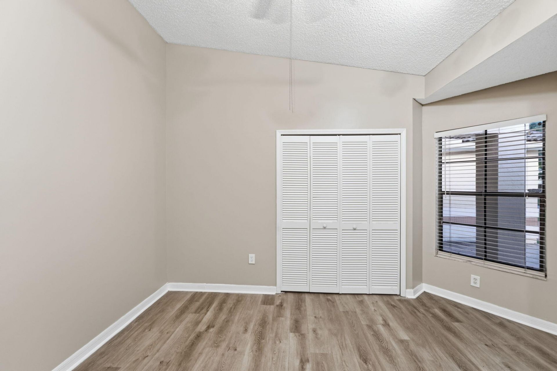 14971 SW 46th Terrace, Miami, FL 33185 Photo