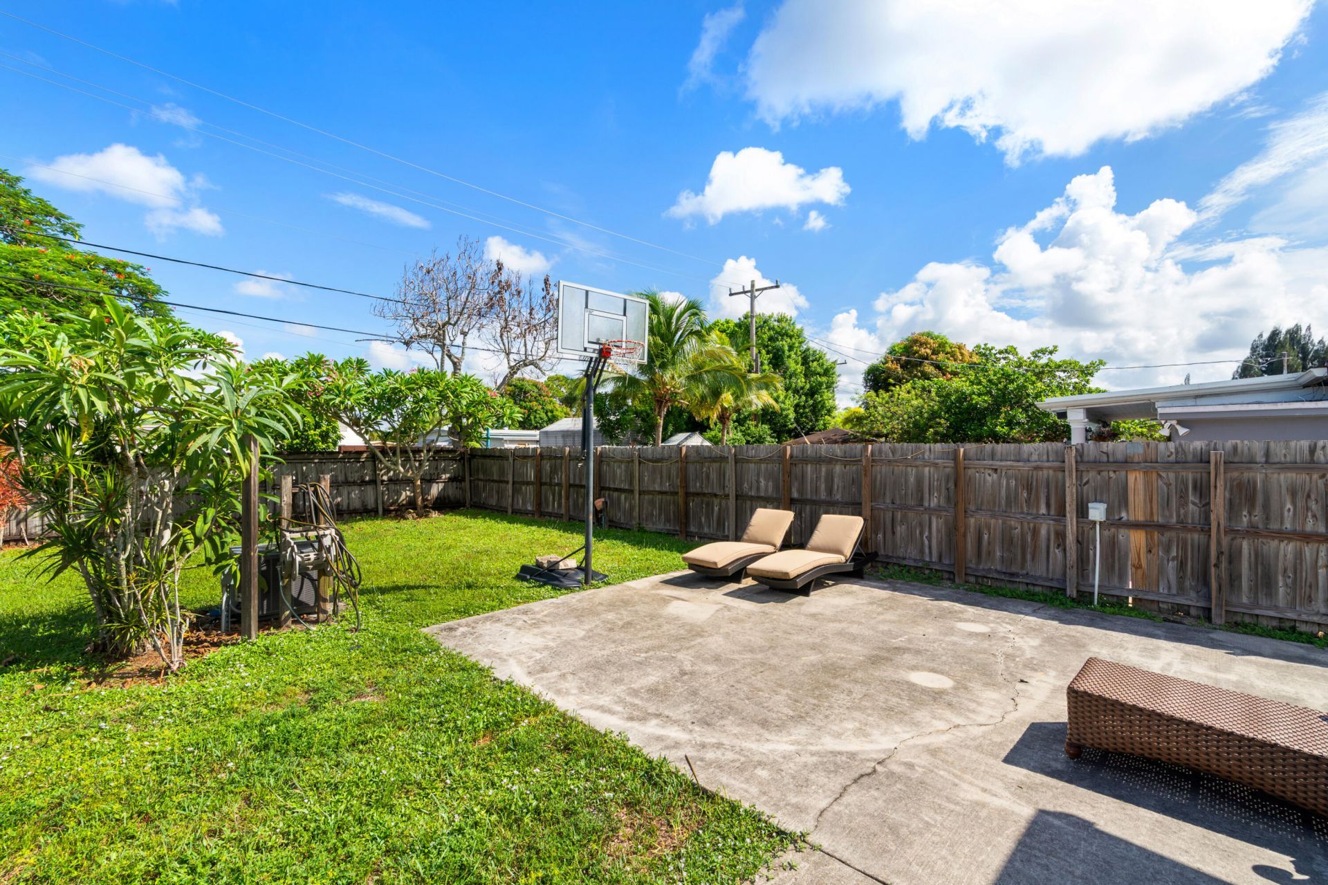 5581 Calico Road, West Palm Beach, FL 33415 Photo