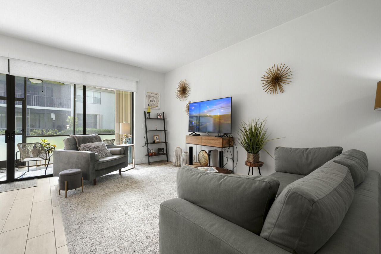 5780 Coach House Circle, Unit C, Boca Raton, FL 33486 Photo