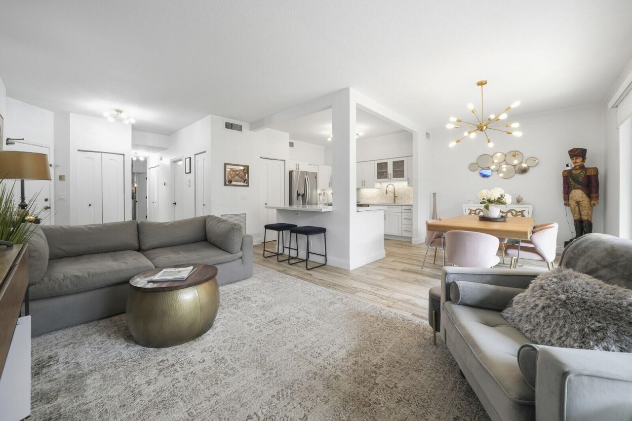 5780 Coach House Circle, Unit C, Boca Raton, FL 33486 Photo
