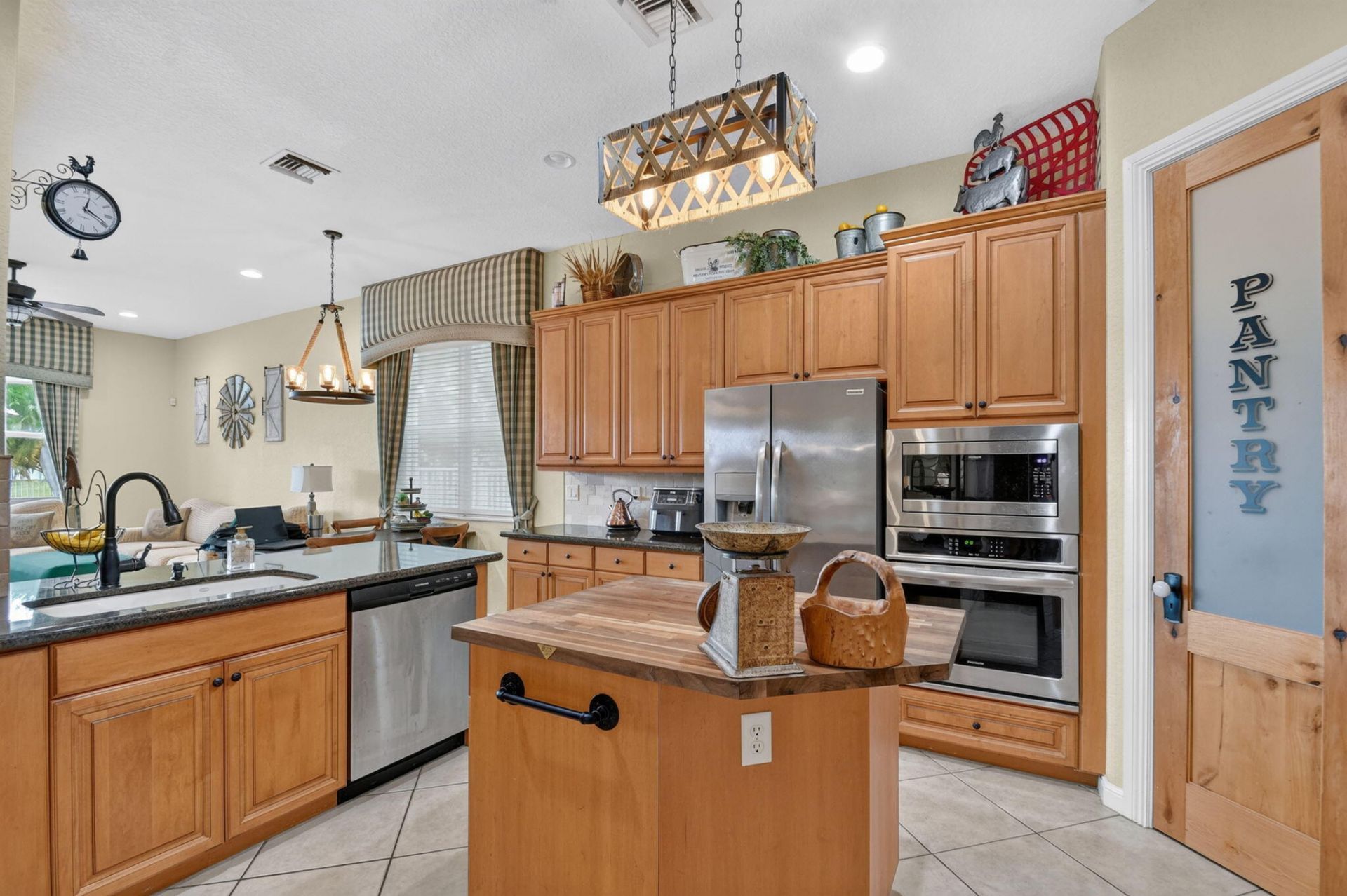 6839 Houlton Circle, Lake Worth, FL 33467 Photo