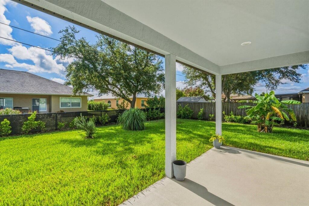 226 SW Milburn Circle, Port Saint Lucie, FL 34953 Photo