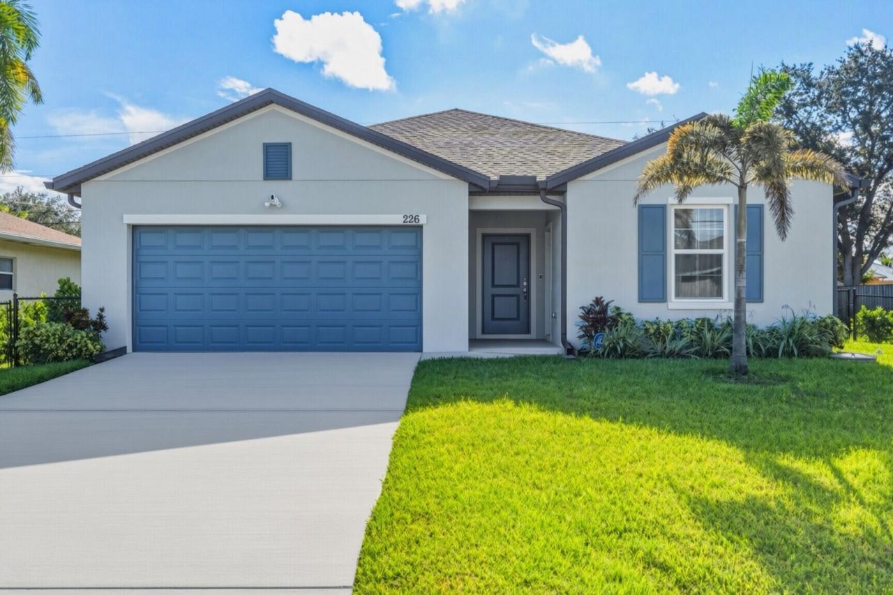 226 SW Milburn Circle, Port Saint Lucie, FL 34953 Photo