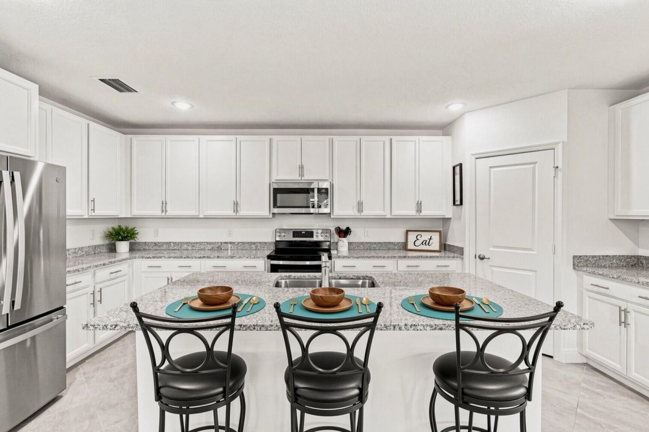 226 SW Milburn Circle, Port Saint Lucie, FL 34953 Photo