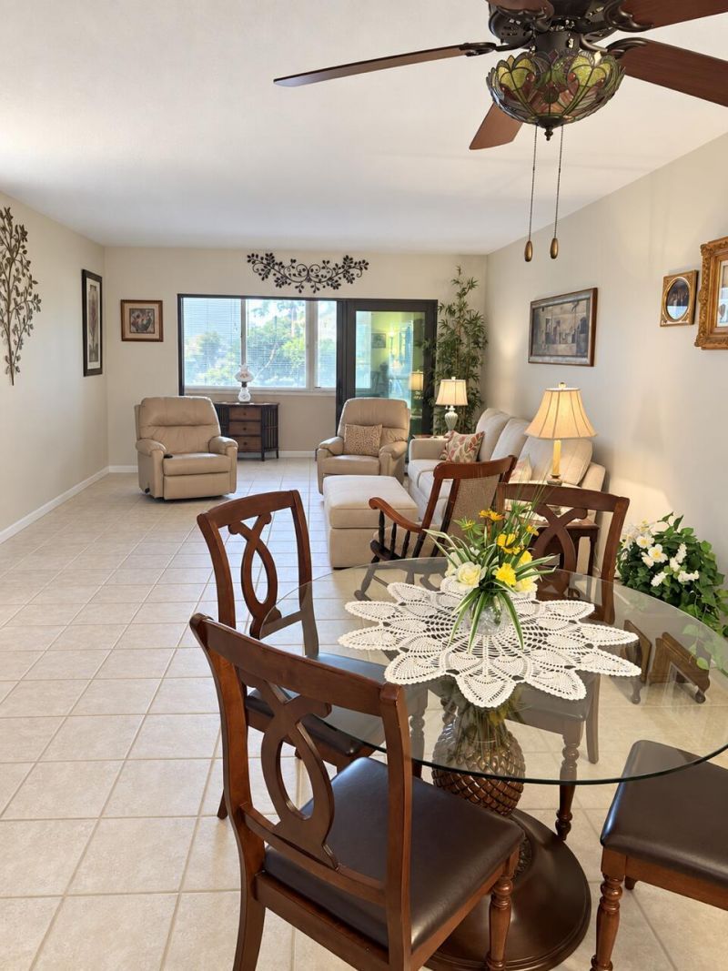 3154 Via Poinciana, Unit 115, Lake Worth, FL 33467 Photo