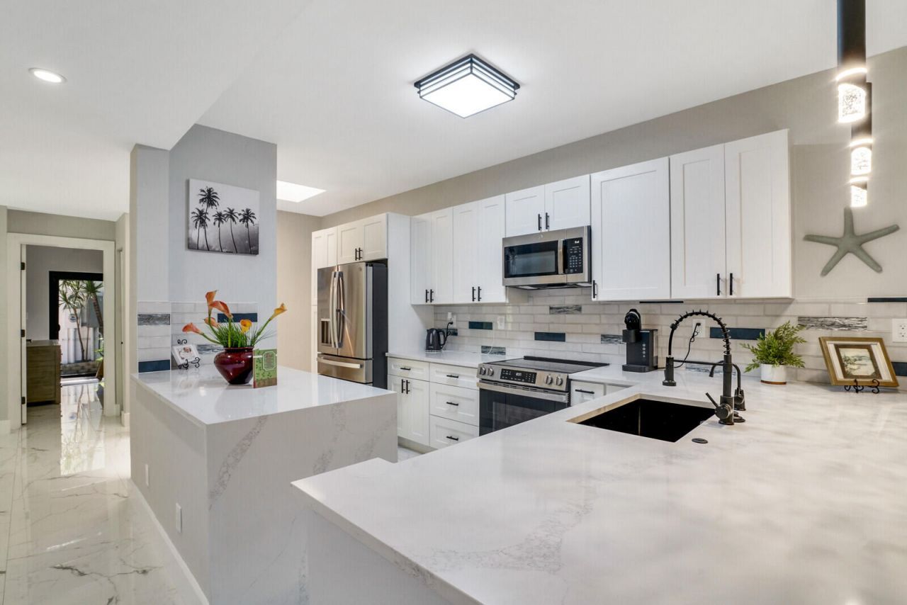 1301 N Riverside Drive, Unit 19, Pompano Beach, FL 33062 Photo