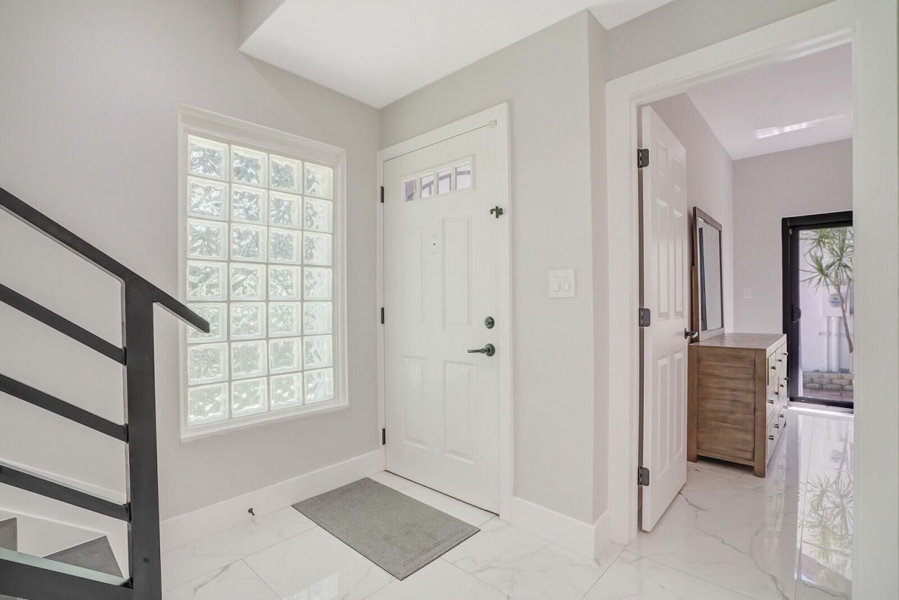 1301 N Riverside Drive, Unit 19, Pompano Beach, FL 33062 Photo