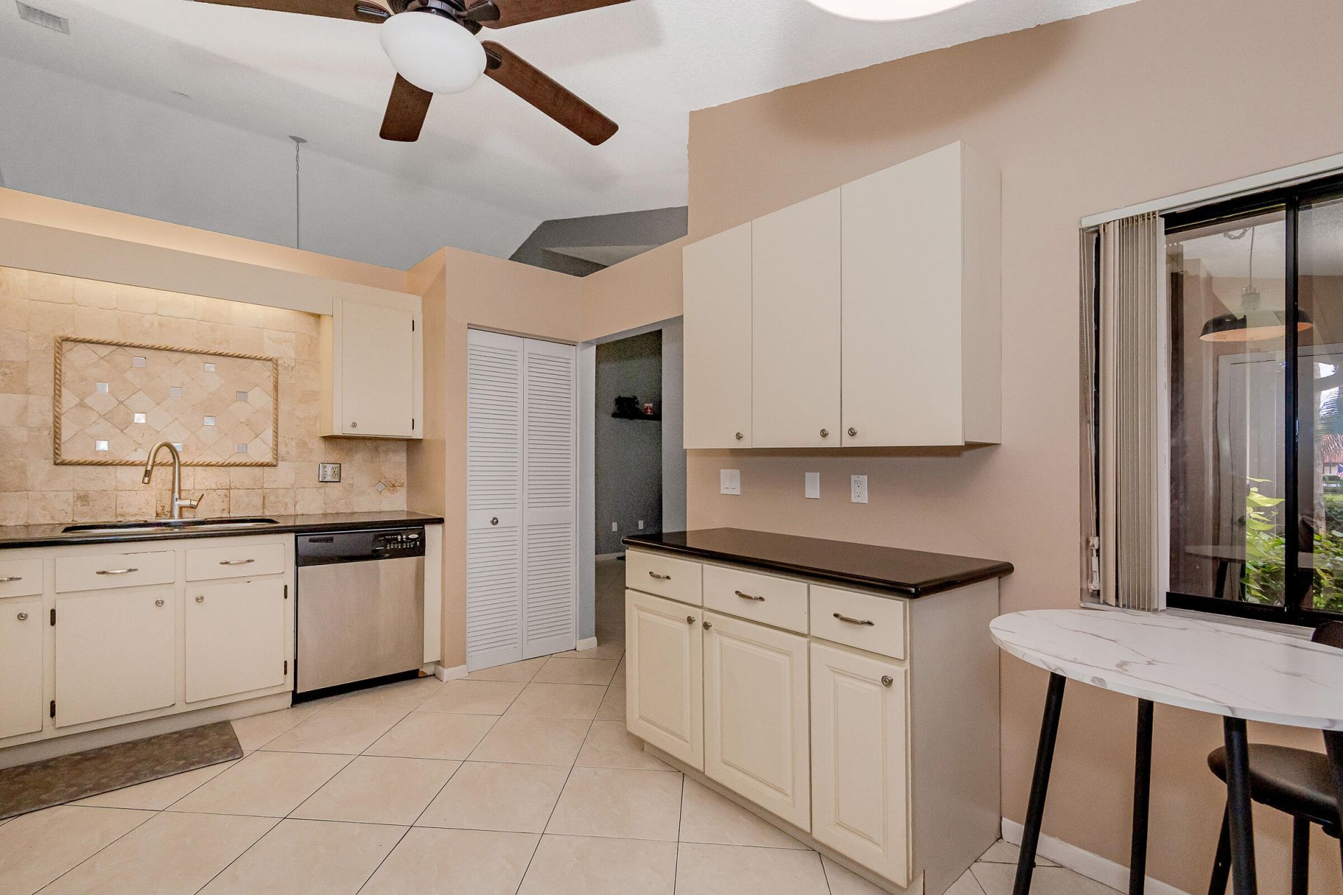 7143 Wisteria Way, Tamarac, FL 33321 Photo