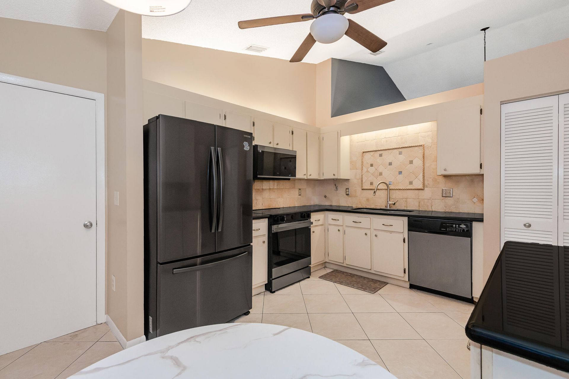 7143 Wisteria Way, Tamarac, FL 33321 Photo