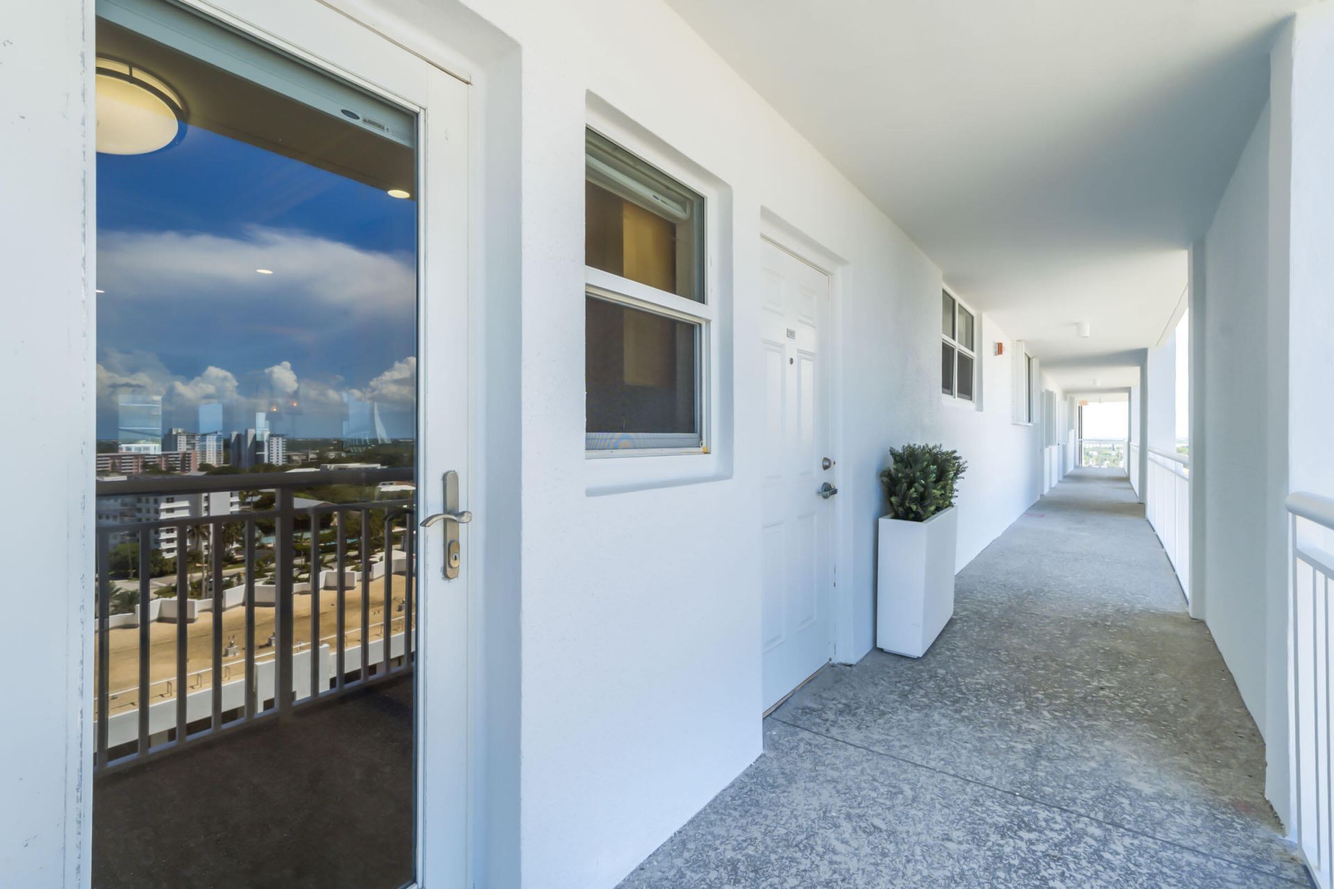 750 N Ocean Boulevard, Unit 1403, Pompano Beach, FL 33062 Photo