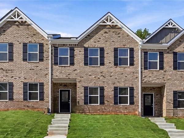 3639 PARKWAY JAMES Drive , Snellville, GA 30039