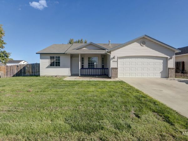 1914 W Curlew, Nampa, ID 83651