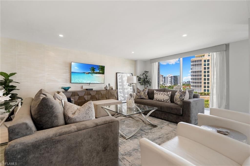 4401 Gulf Shore Blvd N, Unit D806, Naples, FL 34103 Photo
