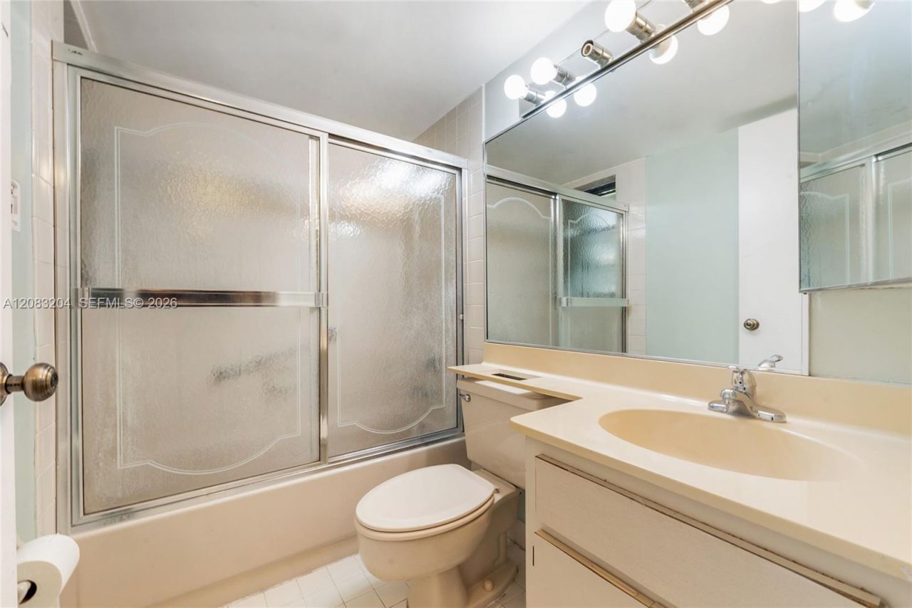 12455 SW 93rd Ter, Unit 301T, Miami, FL 33186 Photo
