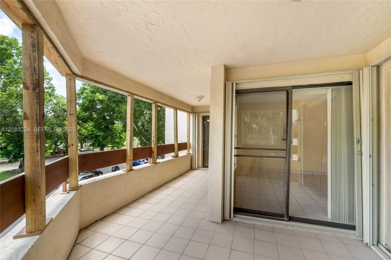 12455 SW 93rd Ter, Unit 301T, Miami, FL 33186 Photo
