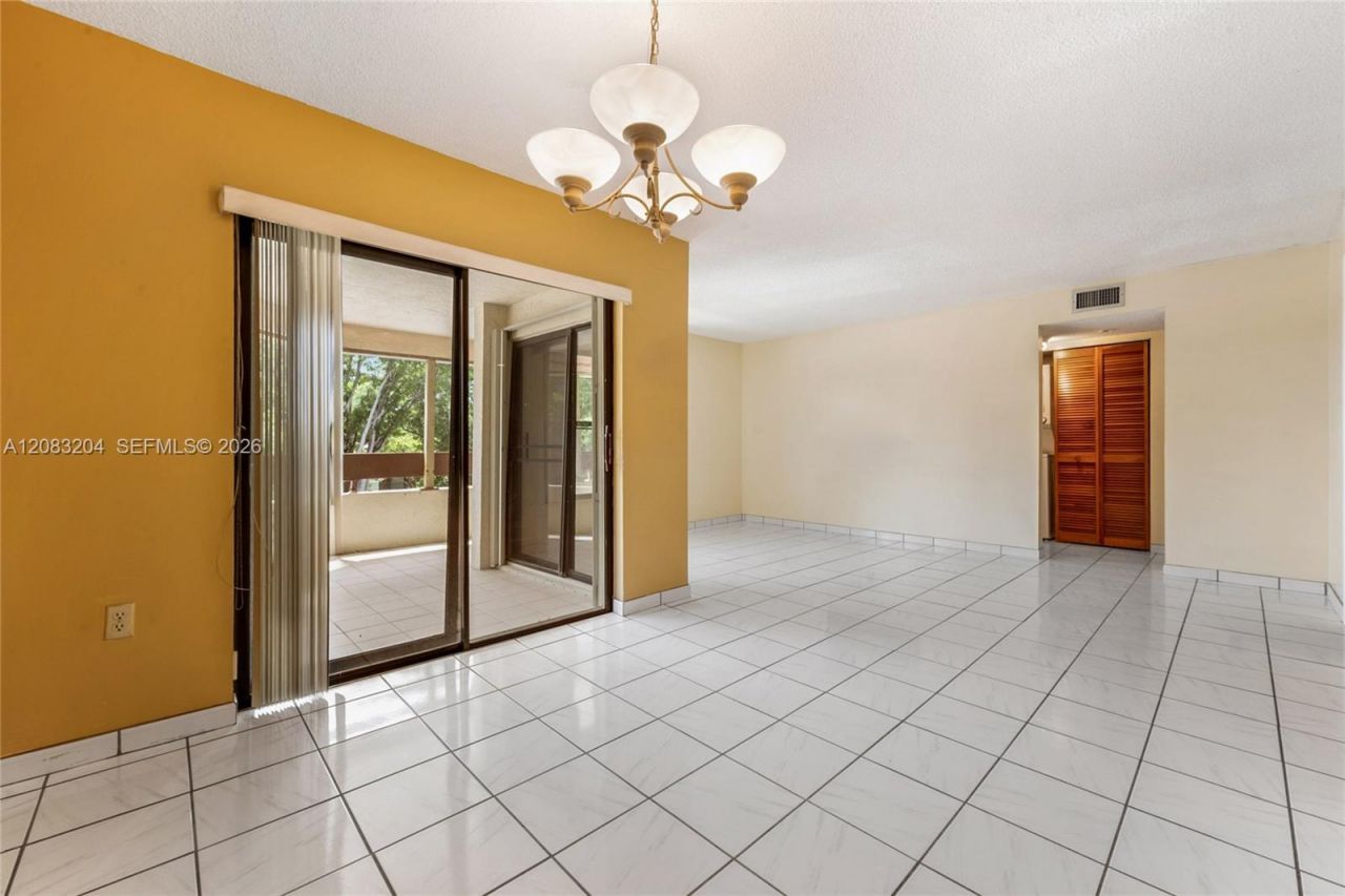 12455 SW 93rd Ter, Unit 301T, Miami, FL 33186 Photo