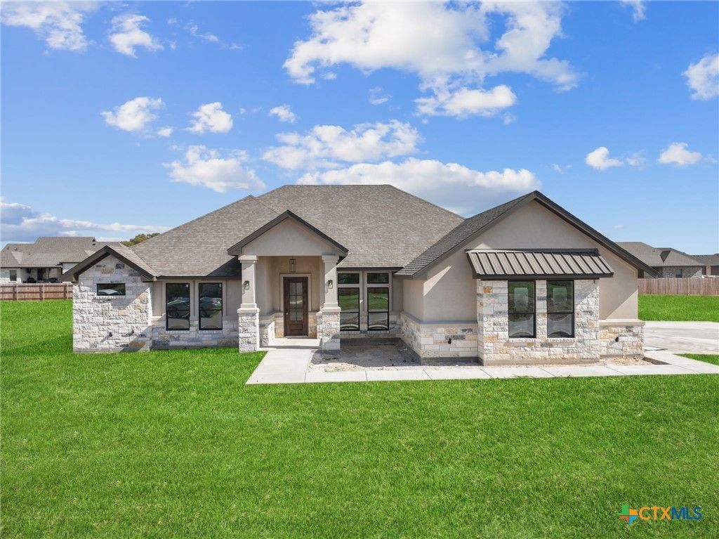11144 Golden Eagle Avenue , Salado, TX 76571 Main Photo